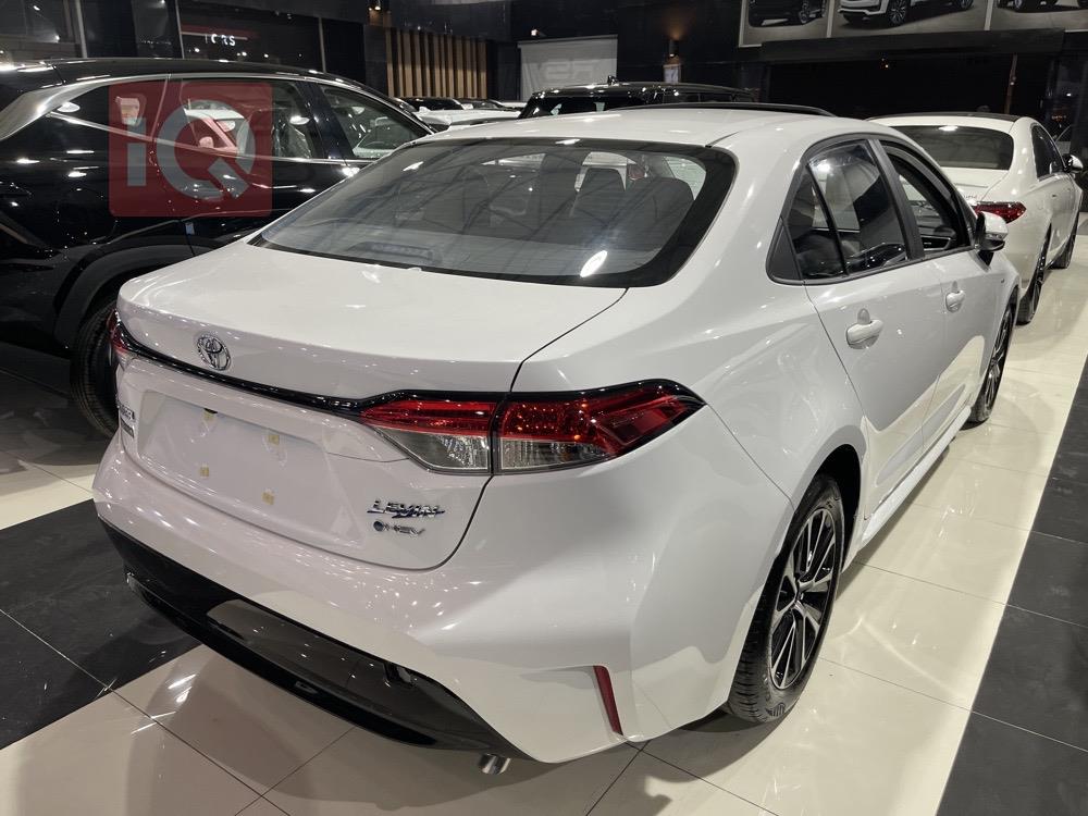 تۆیۆتا کۆرۆلا